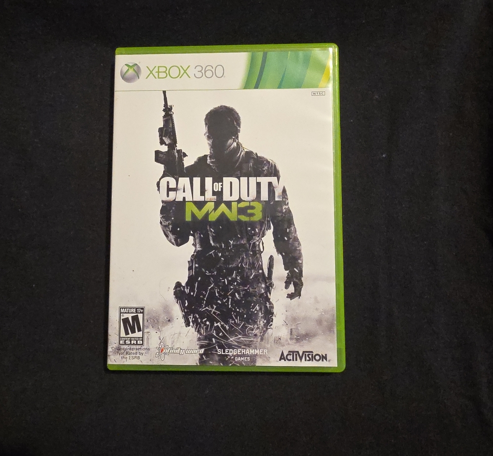 Call of Duty: MW3 Xbox 360 Game - Green Case